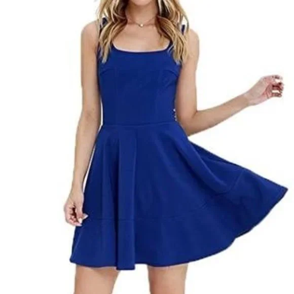 navy blue dress for baby girl Skater Dress vs A-line Dress: What is the Difference? main image 0